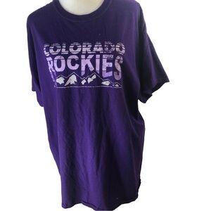 Gildan Heavy Cotton Tee Women XL Purple Colorado Rockies Graphic Short Sleeves